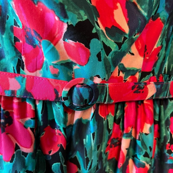 Eliza J Floral Belted Dress - Picture 4 of 5